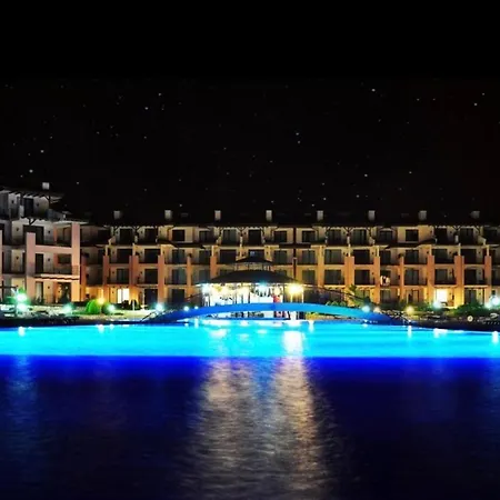 Alex-part Kaliakria شقة *